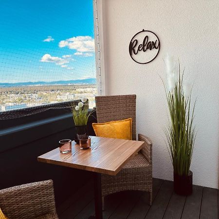 Fewo Sky21 * Langen Exklusives Appartment Vollausstattung / Zentrale Lage *Neu* Zewnętrze zdjęcie